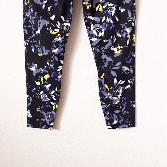 Sweaty Betty Floral Print Women's Leggings - Picture 8 of 11